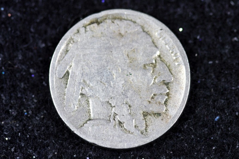 Estate Find 1920 - D Buffalo Nickel!! #H9444
