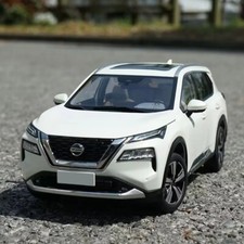 1:32 Nissan X-TRAIL Geländewagen Auto Modell aus Metall, Spielzeug mit Licht