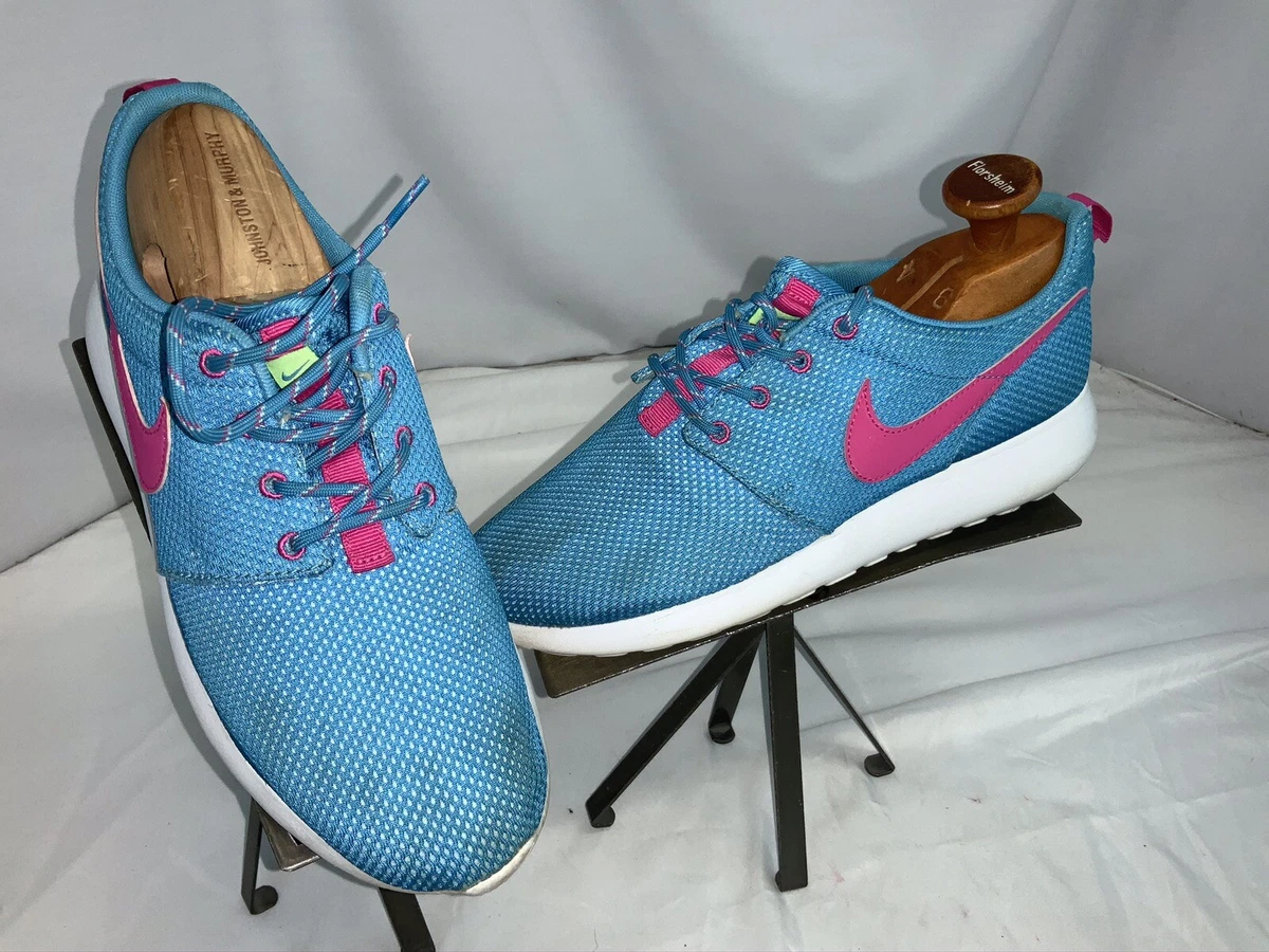 Nike roshe light blue sale