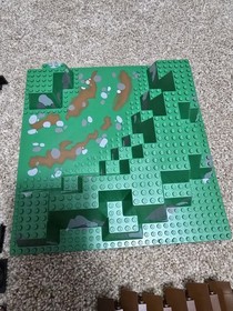 LEGO Castle: Dark Forest Fortress (6079) Complete with Instructions. No Box