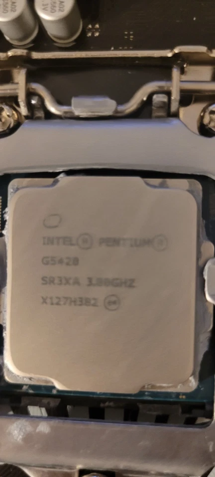 No I/O asus prime z390-p lga 1151 intel motherboard With Pentium G5420 16gb Ram - Image 2 of 4