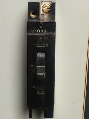 Westinghouse E1030, Single Pole 30 Amp Breaker, 125v