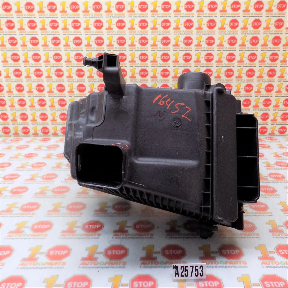 2007-2012 NISSAN SENTRA AIR CLEANER BOX ASSEMBLY 16500-ET00A OEM - Изображение 2 из 4