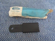 NOS 1970 1971 FORD RANCHERO SEAT BELT SHOULDER HARNESS STRAP BOOTS SET OF 2X BLK