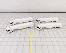 4x ARTICULATED FUEL TANKERS White Airport GSE Vehicles 1:200 Scale Diorama