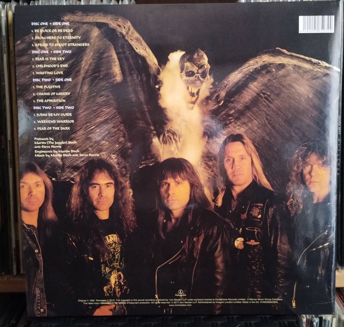 IRON MAIDEN Fear of the Dark サイン入り IRON MAIDEN Fear of the Dark サイン入り IRON MAIDEN Fear of