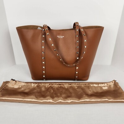 Teddy Blake New York Womens Genuine Leather Silver Studded