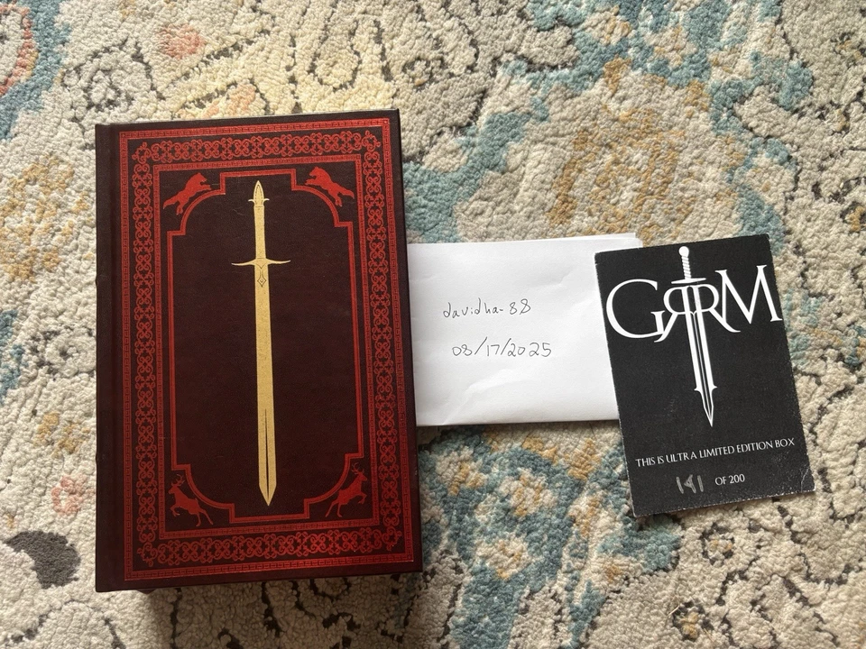 George R. R. Martin Signed A Game of Thrones - The Ultra Limited Edition 141/200 Foto 4 de 4