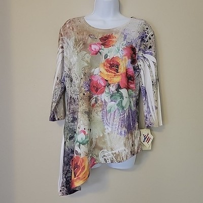 Jess & Jane Top/Shirt Floral & Rhinestones Asymmetrical Hem Womens Small NWT