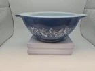 New ListingPYREX Blue Colonial Mist Cinderella Mixing Bowl #442 1.5 QT