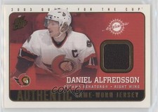 2002 Pacific Quest for the Cup Authentic Game-Worn Jerseys Daniel Alfredsson t3w