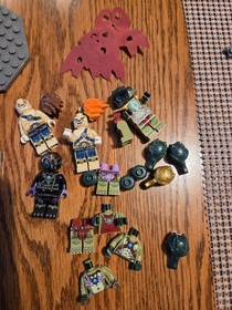 LEGO LEGENDS OF CHIMA: Cragger's Command Ship (70006)