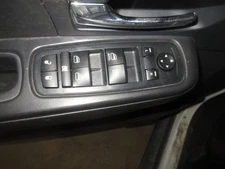 Used Left Sun Visor fits: 2011 Jeep Liberty illuminated L. w/o garage door opene