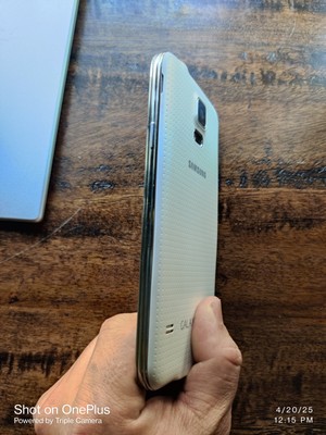 Samsung Galaxy S5 - 16 GB - Shimmery White (Unlocked) for sale