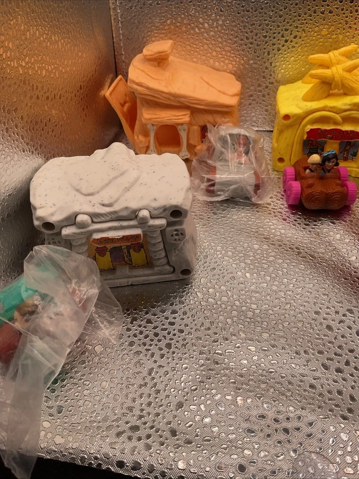 McDonald's The Flintstones 1993 película Happy Meal juego de juguetes Foto 2 de 4