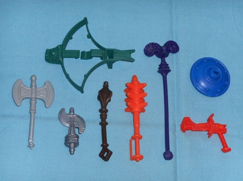 vintage heman HE-MAN MOTU PARTS WEAPONS LOT #160 He-Man Skeletor Stinkor Roboto