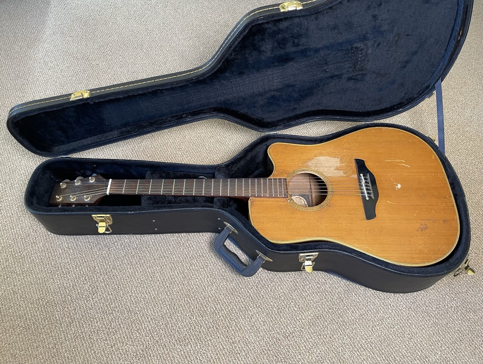 Vintage Takamine Acoustic Guitar NP-15C w /  Hard Case As Is