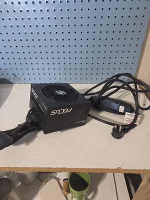 Sea Sonic Focus+ SSR-750PX 750W 80 Plus Platinum Full Modular Power Supply