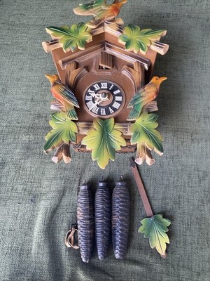 Deutschschwarzwälder Kuckucksuhr - Mercedes - Vögel & Blätter - Ersatzteile oder Reparatur WB