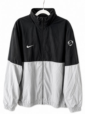 Nike Trainingsjacke Windbreaker Schwarz Grau XL Sportjacke Track Jacket