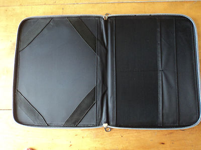 サルヴァトーレフェラガモ iPadケース iPad Case Salvatore Ferragamo
