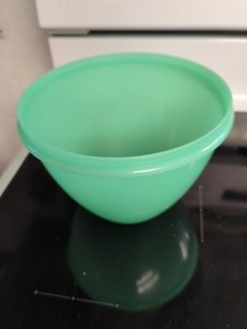 Vintage Tupperware Crisp It Lettuce Keeper Bowl Only 679-12 Jadeite