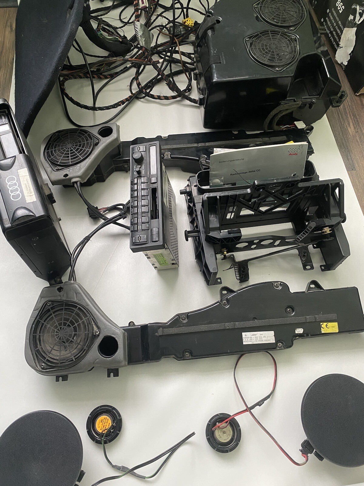 Audi 100 C4/A6/S6 Avant 19911998 Bose Sound System eBay