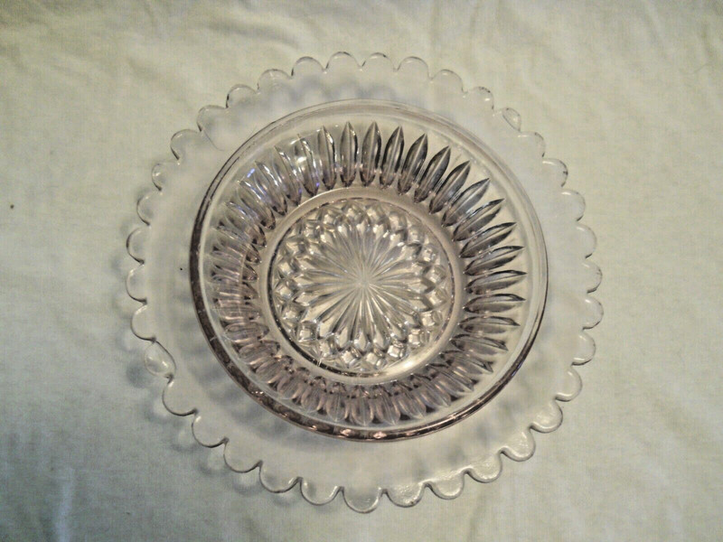 VTG 7.25 in Pressed Glass Candy Nut Dish with Scalloped Edge & Starburst Bottom