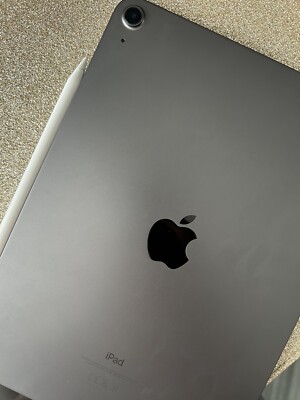 iPad Air 2021 (4th Gen) (256GB) Magic Keyboard 2021 Apple Pencil