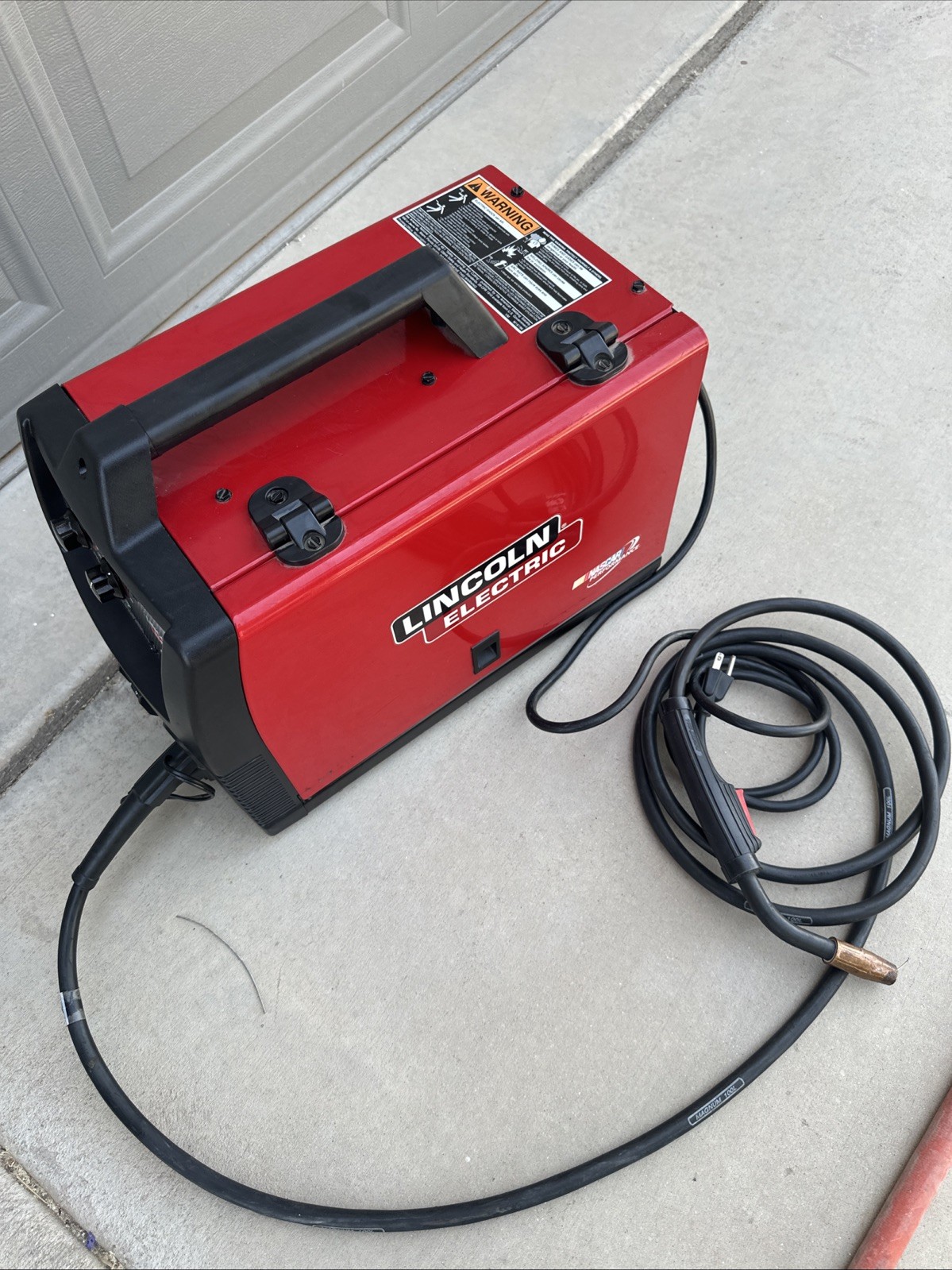 Lincoln Electric Easy MiG 140  Wire Feed Welder