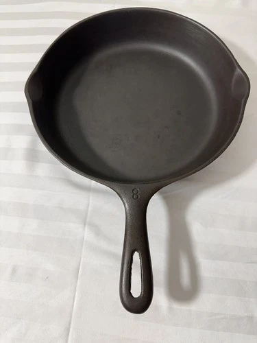 Unmarked Wagner Cast Iron No. 8 Skillet (Restored & Seasoned) FREE SHIPPING