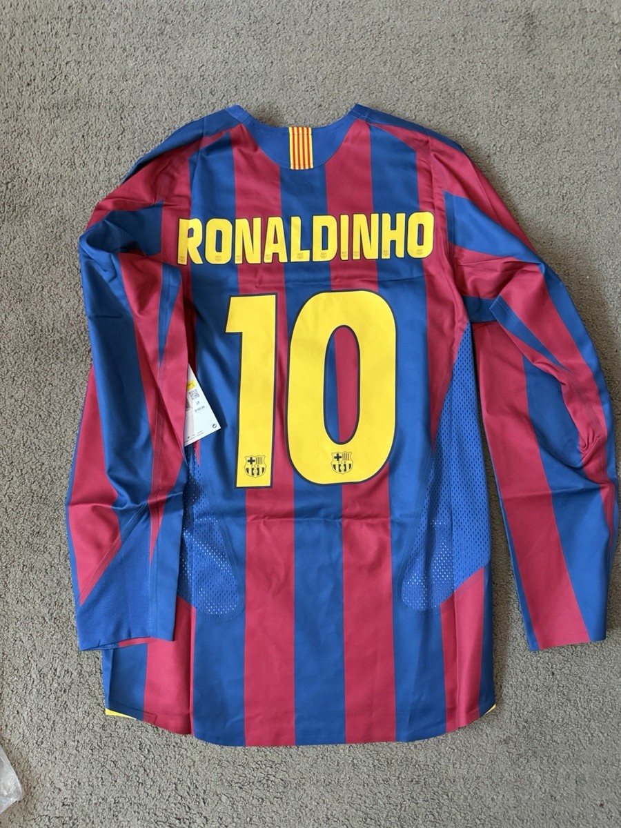2005 2006 Nike FC Barcelona Reissue Jersey - Ronaldinho - HQ1462