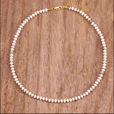 Weißer Türkis Halsreif Halskette kleine Perlen Meditation Schmuck Naturstein