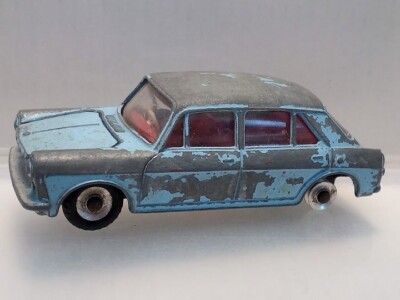  Morris 1100 Dinky Toys Meccano #135 4132