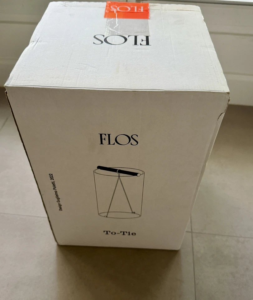 Original open box FLOS To-Tie T2 Table Lamp Designed by Guglielmo Poletti, 2022  - Image 3 of 4