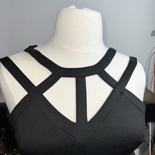 GUESS Dress Women's Sheath w/Cutout Detail Size 0 Sexy Slim Fit