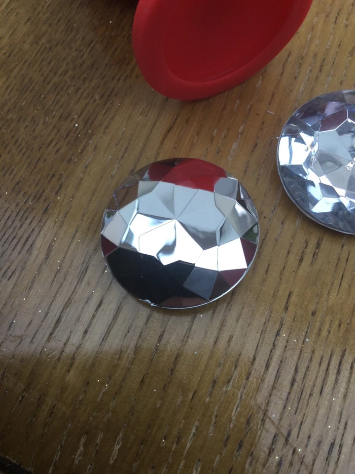 EXTRA GRANDE ROJO DIAMANTE GOMA SILICONA TAPÓN UNISEX GRANDE REGALO NAVIDAD Foto 2 de 4