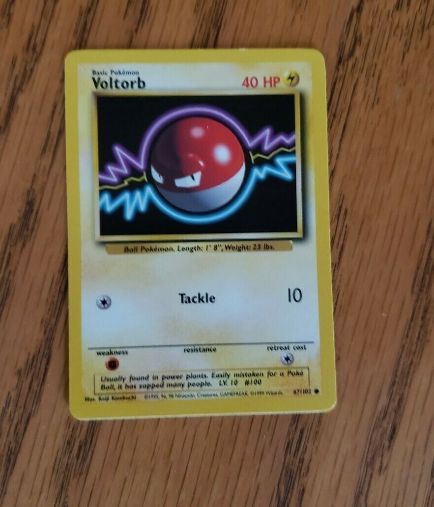VOLTORB 67/102 NM Common Base Set Pokemon Card 1999 WOTC Near Mint