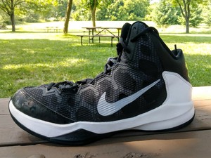 marca de tenis de basquete
