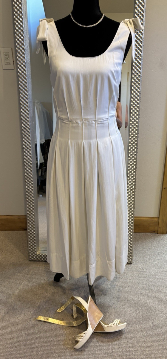 fit and flare cream dress Cream Crepe Fit & Flare Mini Dress – Rare London main image 0