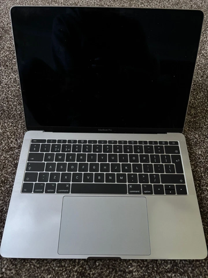 Apple MacBook Pro i5 2.3ghz 13in 2017 128gb SSD 8gb RAM Used Excellent Condition, photo 2 of 4