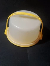 Vintage Tupperware Toys Mini Cake Taker Saver Keeper w/ Handle yellow 1499-2