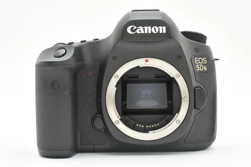 Canon EOS 5DS 50.6MP Digital SLR Camera Body w/Strap From Japan (Near Mint) - Image 3 of 4