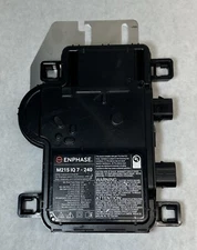 NEW Enphase M215240-IQ7-S22-US Microinverter *MISSING Adapter Cables*