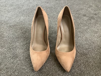 wide fit pointed shoes