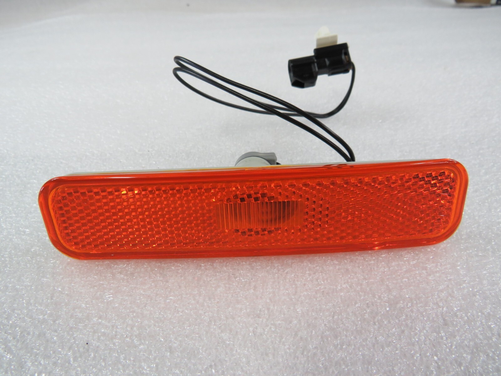 Maserati Quattroporte, LH, Left, Front Side Bumper Lamp, New, P/N 205329