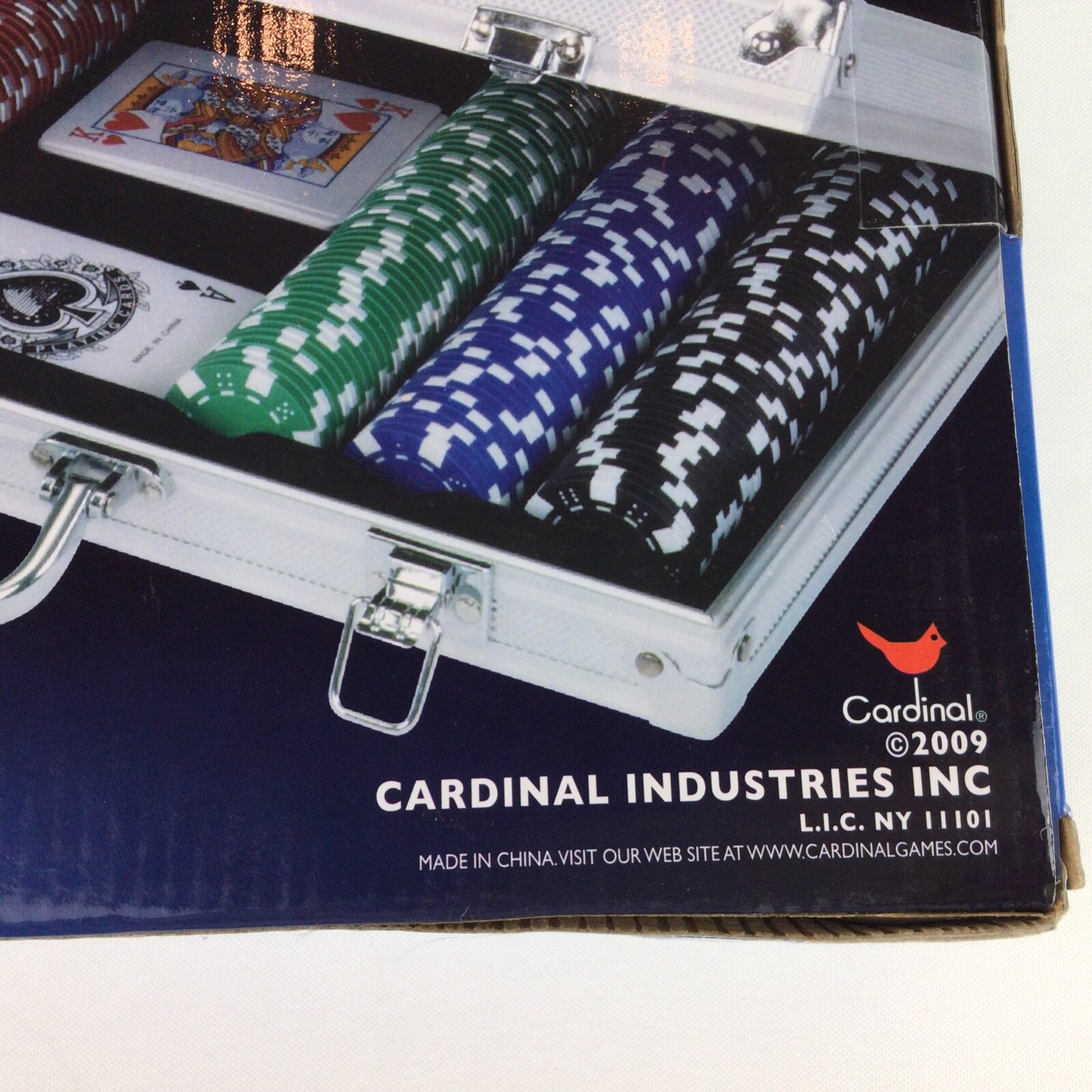 Cardinal POKER SET 300 Ct Dual Tone Heavy Chips / Card Deck / Metal Storage Case