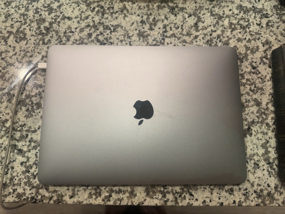 2022 13インチMacBook M2チップ, 512GB SSD シルバー 2022 Apple M2 