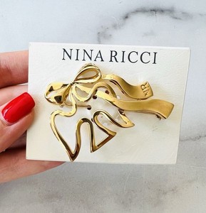 Authentic Vintage Nina Ricci Gold Plated Dove Bow Brooch