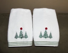JINGLES & JOY Christmas Towels SET OF 2 Bathroom Kitchen XMas Tree White Embroid